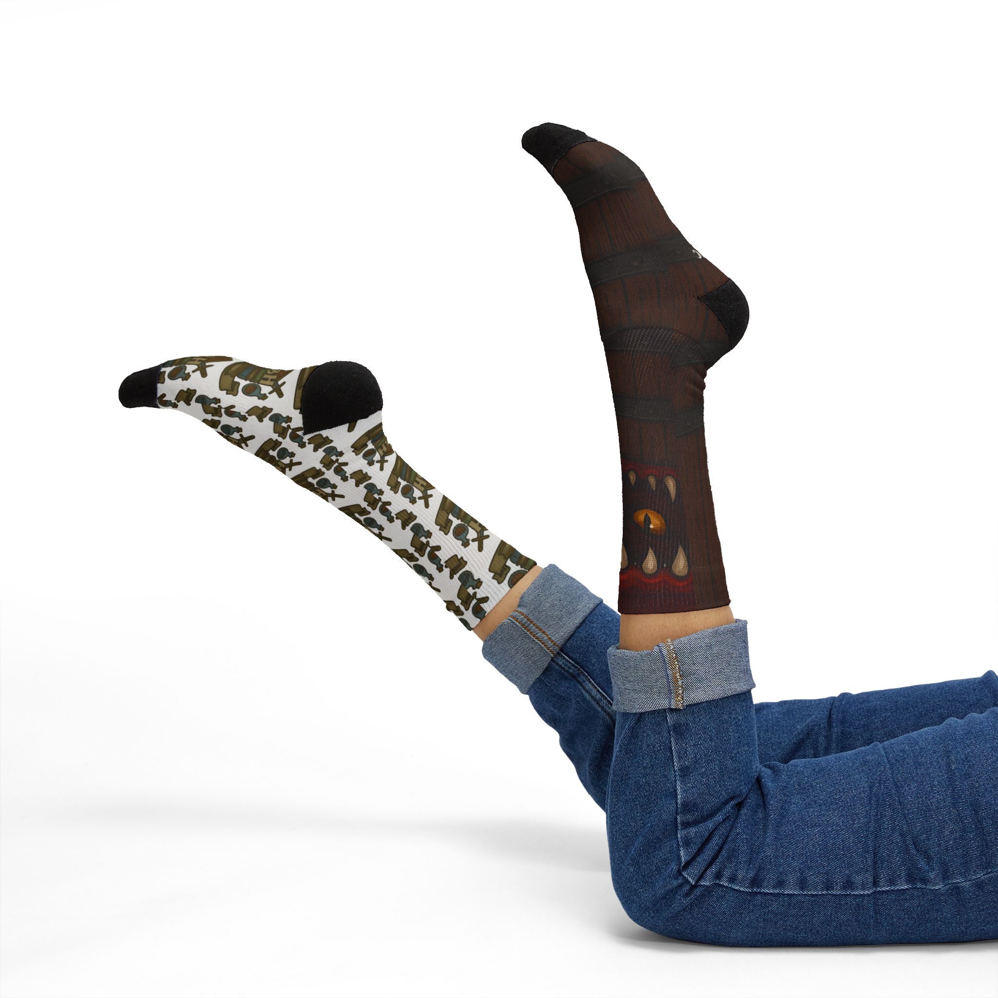 D&D Gift – ‘This Sock Is a Mimic’ Funny RPG Socks for Dungeon Crawlers & Gamers